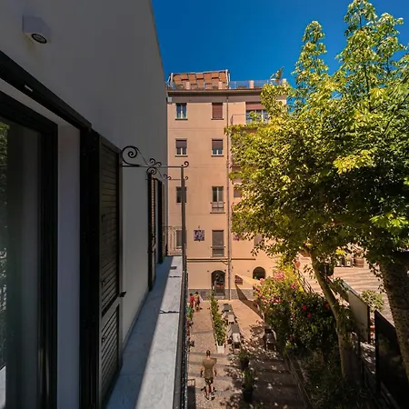 Palazzo Raho *