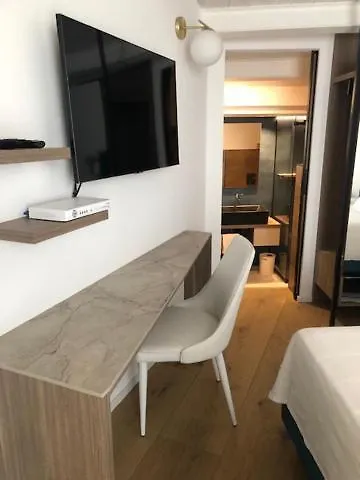 Affittacamere Palazzo Raho 4*