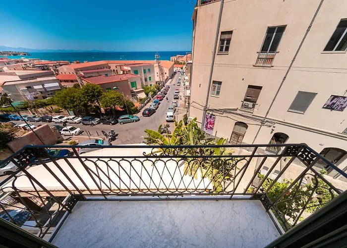 Palazzo Raho 4* Cefalù